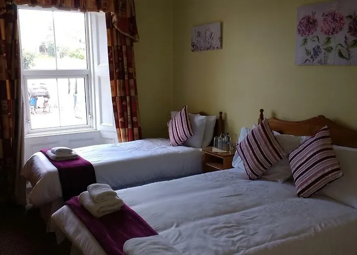 Mitchells Bar&resturant Carrigallen